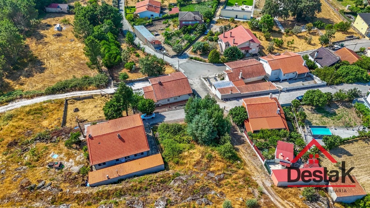 Terreno para Venda em Tavares (Chãs, Várzea e Travanca) Foto 7