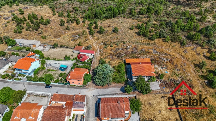 Terreno para Venda em Tavares (Chãs, Várzea e Travanca) Foto 4