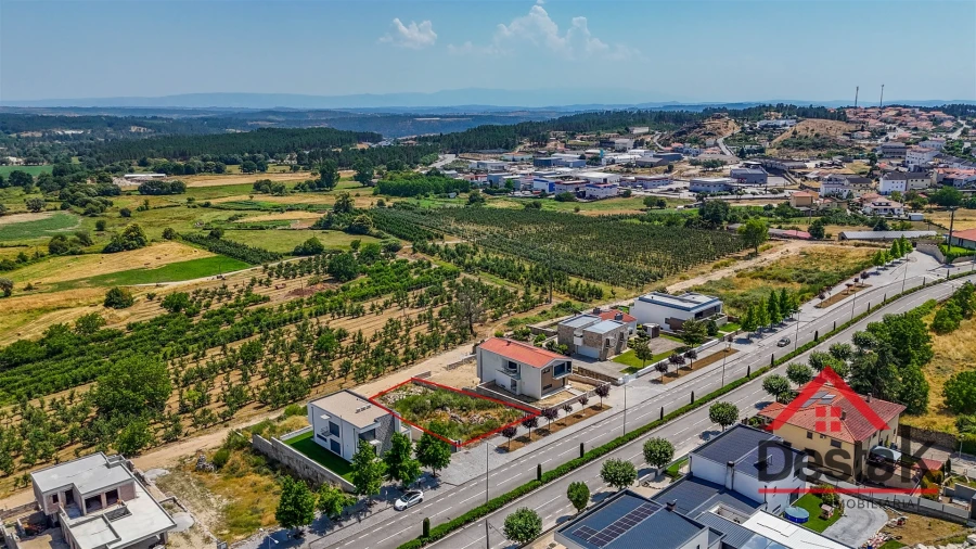 Terreno para Venda em Aguiar da Beira e Coruche Foto 7