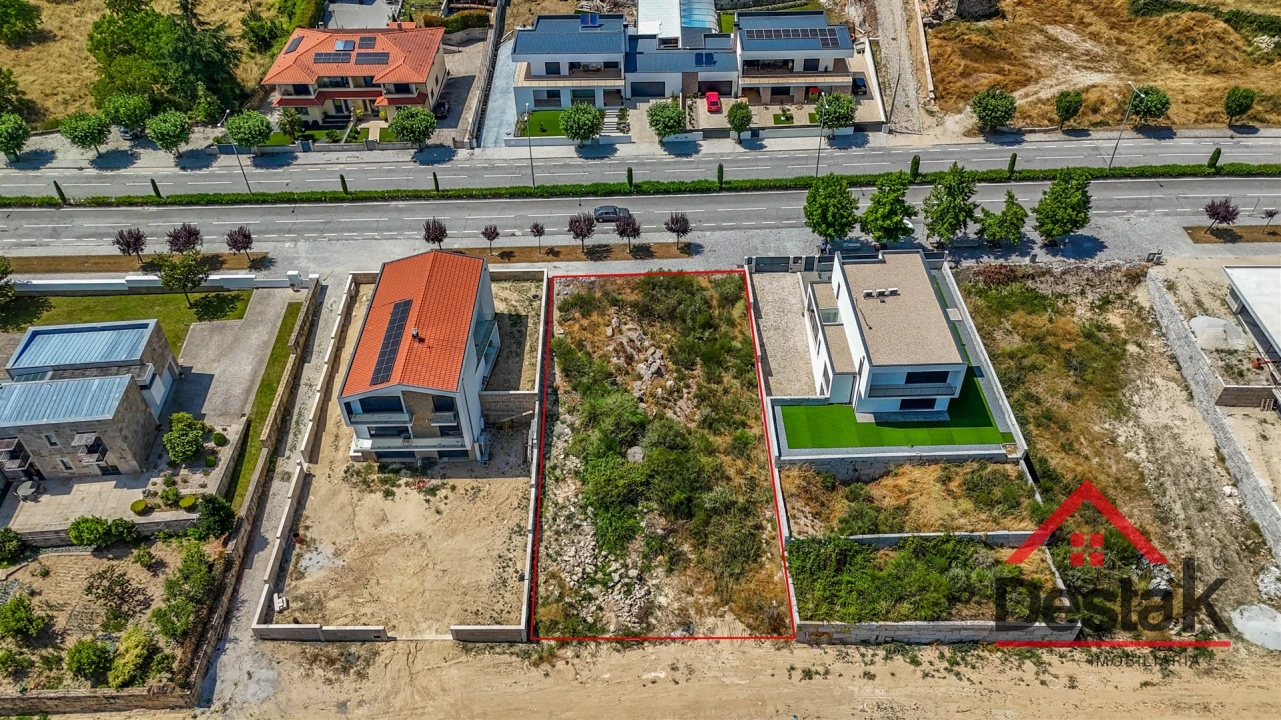 Terreno para Venda em Aguiar da Beira e Coruche Foto 4