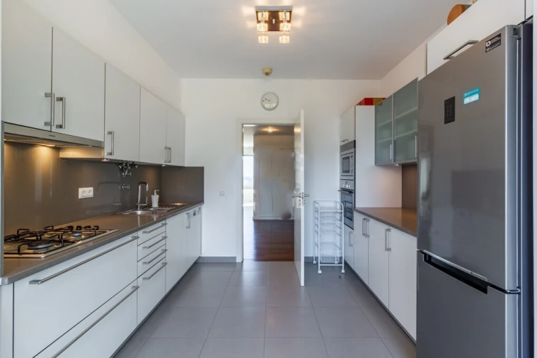 Apartamento T4 para Venda em São Martinho Foto 18