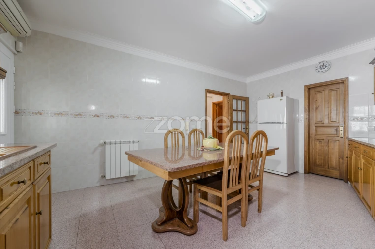 Moradia T5 para Venda em Ardegão, Freixo e Mato Foto 10