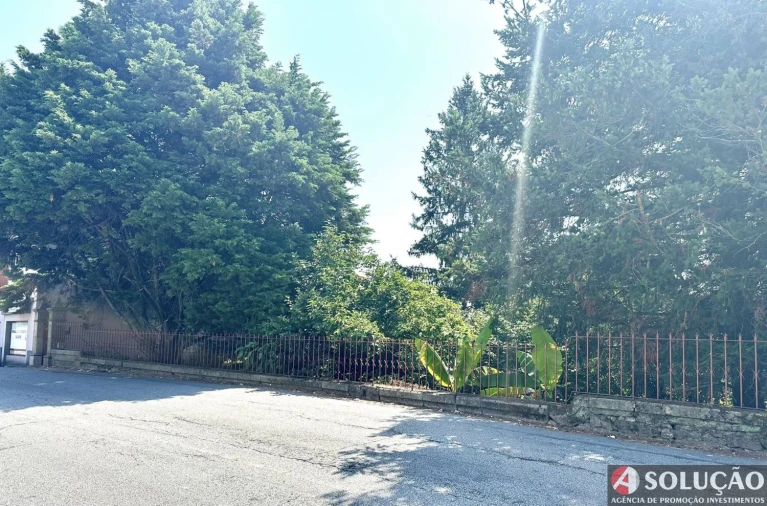 Moradia T7 para Venda em Bairro Foto 4