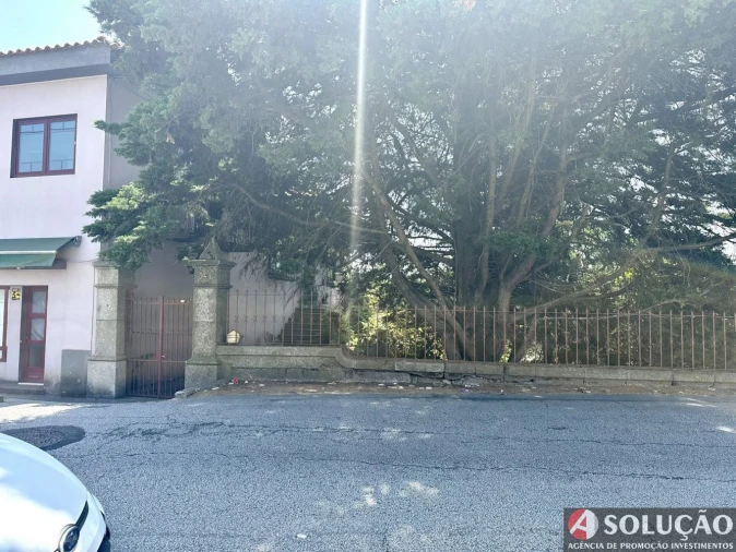 Moradia T7 para Venda em Bairro Foto 2