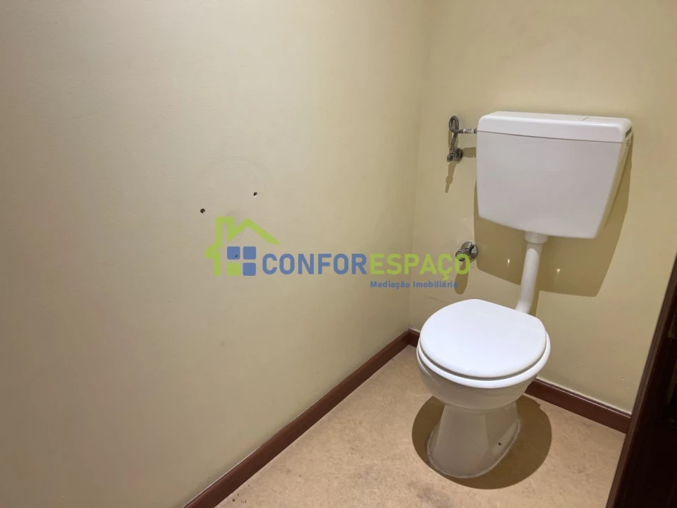 Loja para Venda em Castelo Branco Foto 9
