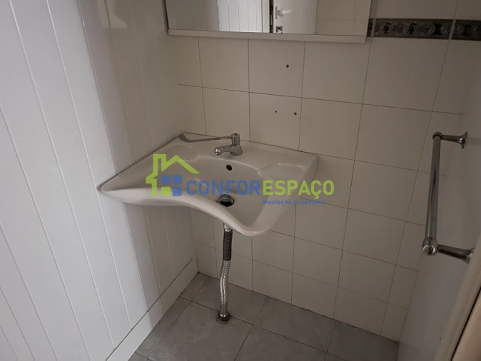 Loja para Venda em Castelo Branco Foto 10