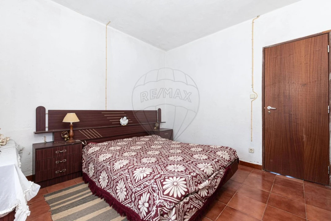 Moradia T5 para Venda em Pontevel Foto 13