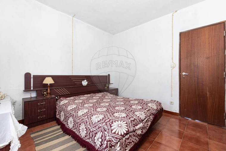 Moradia T5 para Venda em Pontevel Foto 13