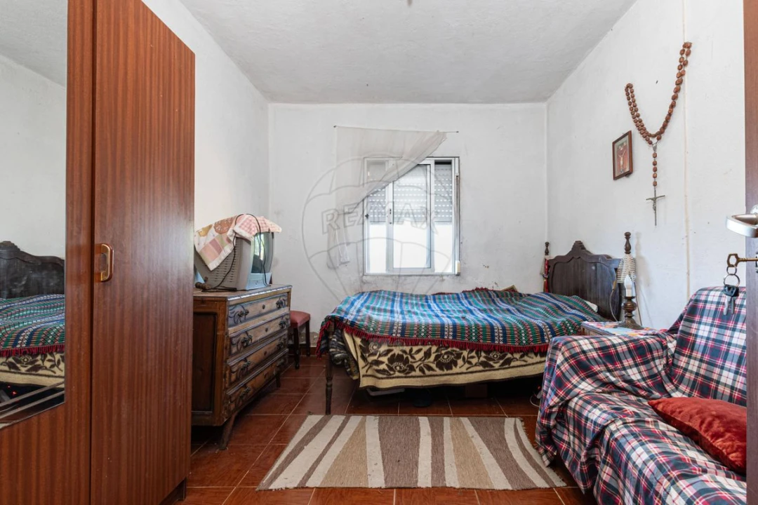 Moradia T5 para Venda em Pontevel Foto 14