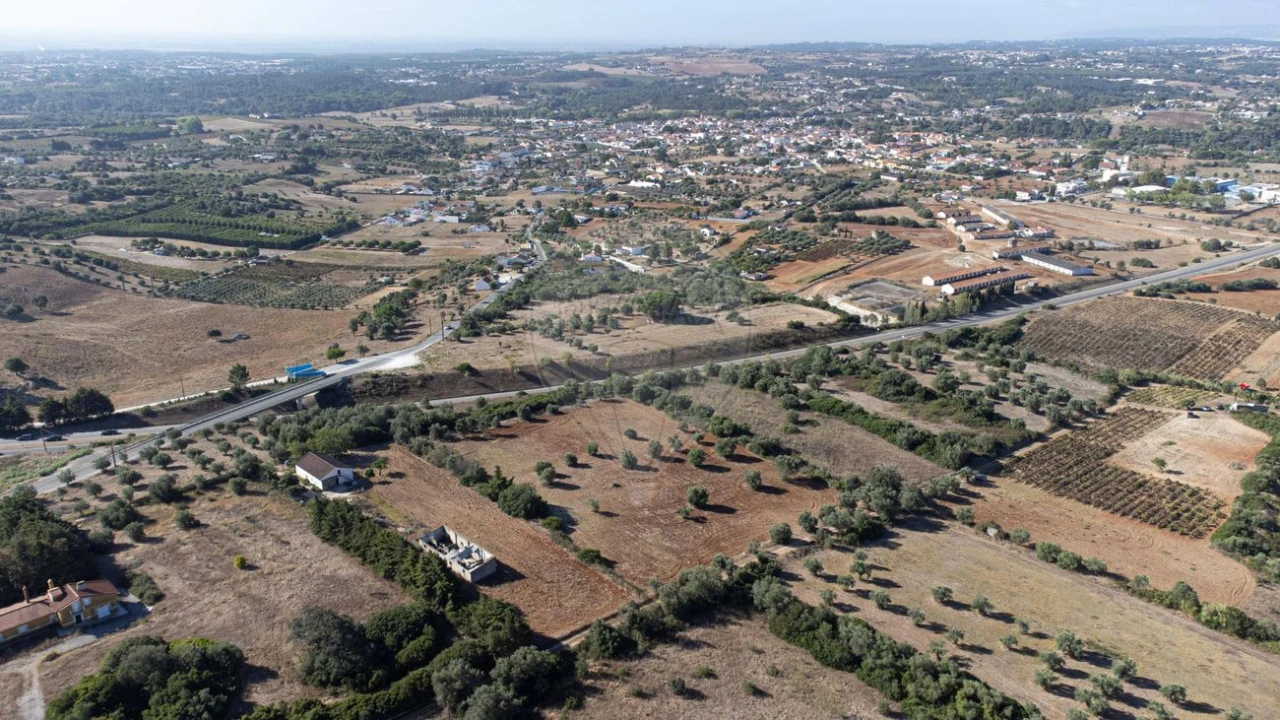 Moradia T5 para Venda em Pontevel Foto 32