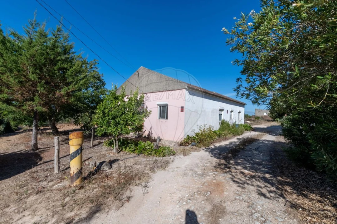 Moradia T5 para Venda em Pontevel Foto 1