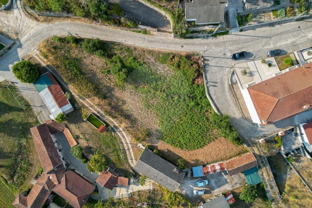 Terreno para Venda em Travanca Foto 2