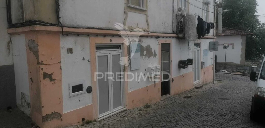 Apartamento T3 para Venda em Ribeira de Nisa e Carreiras Foto 1