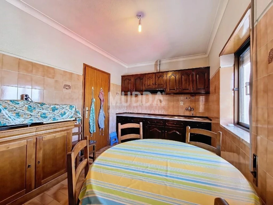 Apartamento T3 para Venda em Sé, Santa Maria e Meixedo Foto 5