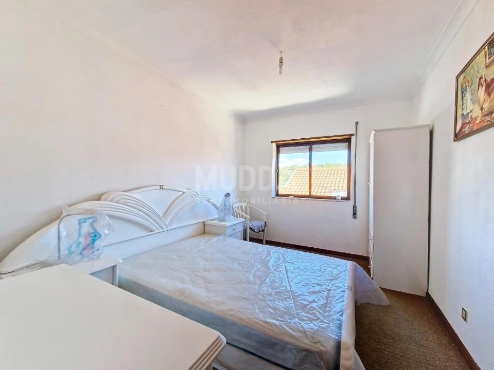 Apartamento T3 para Venda em Sé, Santa Maria e Meixedo Foto 7