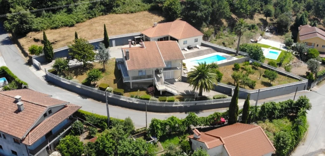 Moradia T3 para Venda em Pinheiro