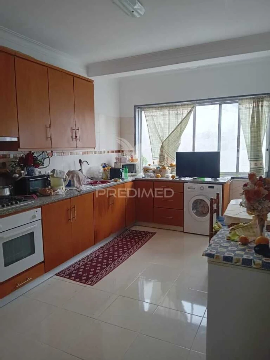 Moradia T6 para Venda em Seixal, Arrentela e Aldeia de Paio Pires Foto 2