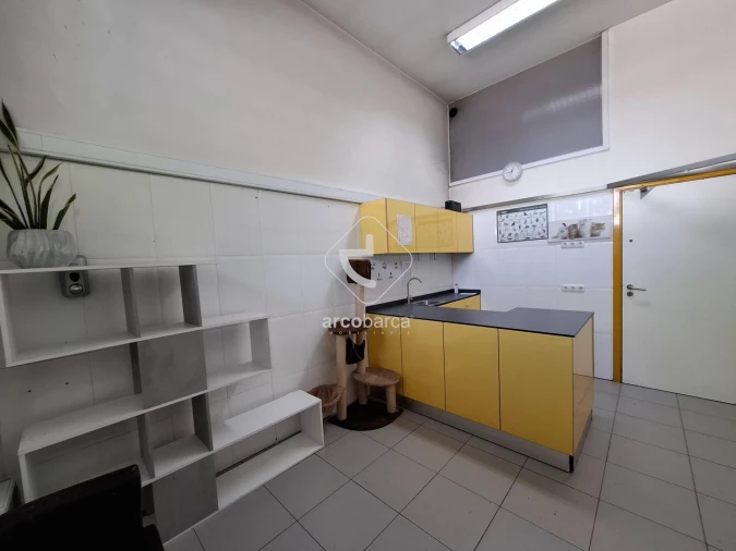 Loja para Arrendamento em Subportela, Deocriste e Portela Susã Foto 6