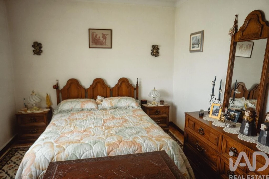 Moradia T3 para Venda em Sabugal e Aldeia de Santo António Foto 17