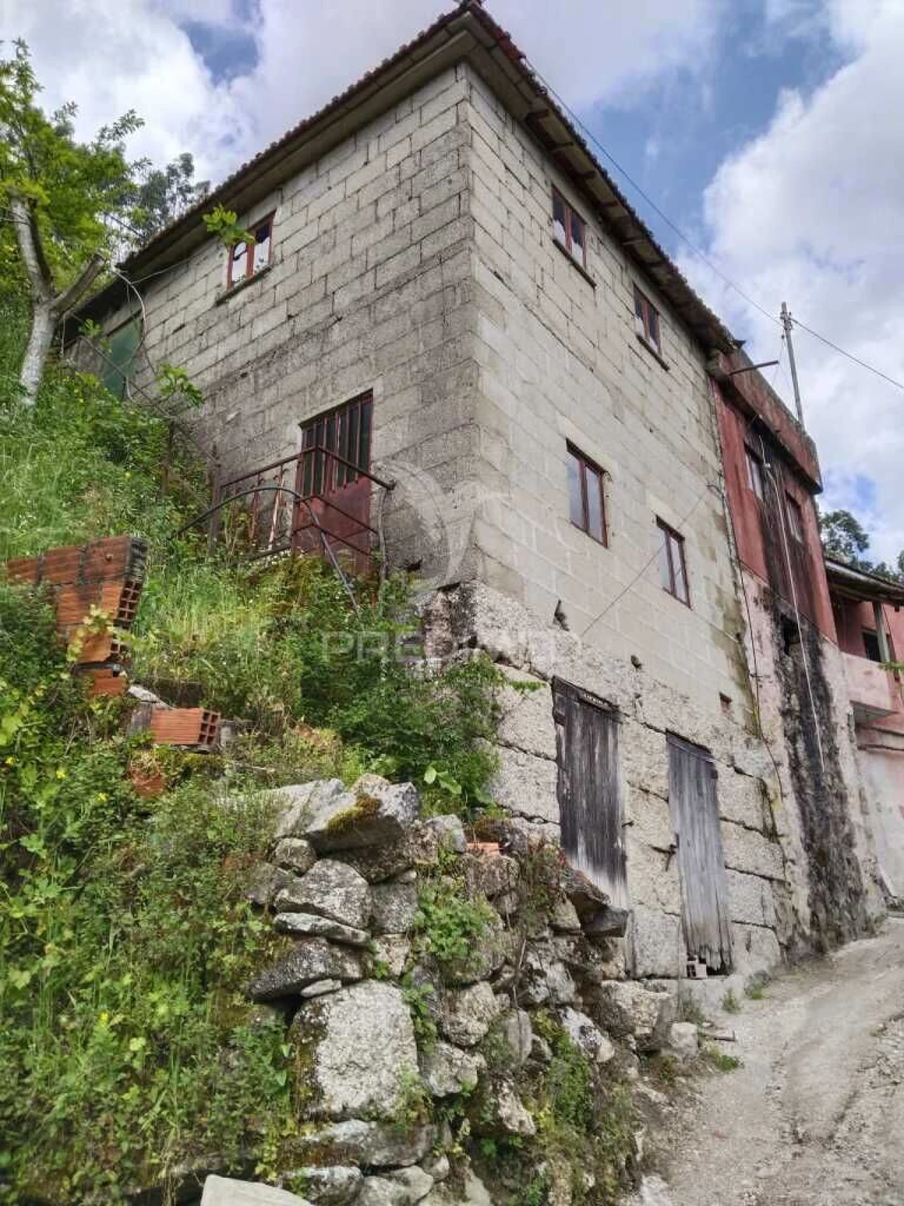 Moradia para Venda em Jugueiros Foto 1