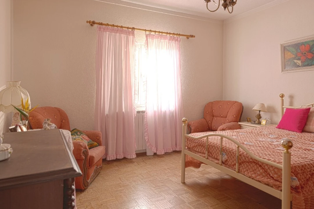 Moradia T6 para Venda em São João Baptista e Santa Maria dos Olivais Foto 37