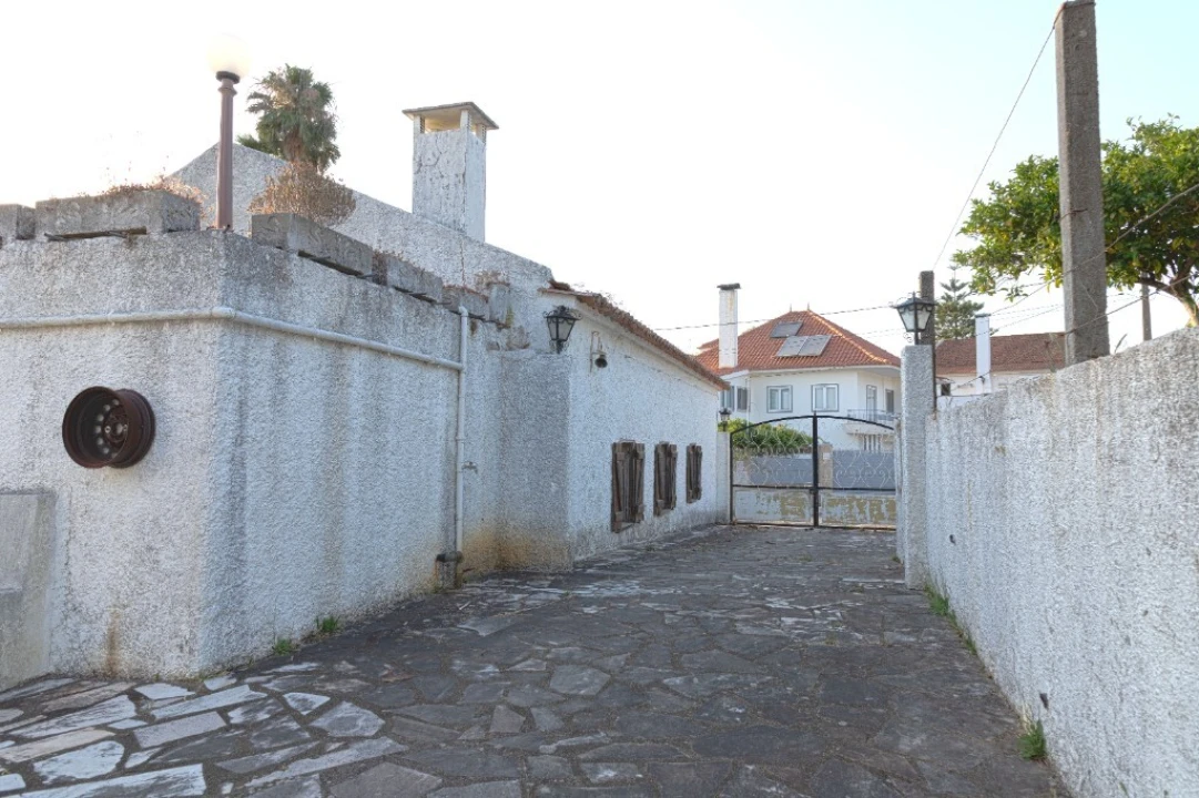 Moradia T6 para Venda em São João Baptista e Santa Maria dos Olivais Foto 2