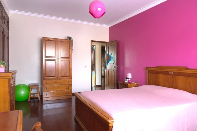 Moradia T6 para Venda em São João Baptista e Santa Maria dos Olivais Foto 23