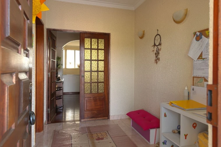 Moradia T6 para Venda em São João Baptista e Santa Maria dos Olivais Foto 11