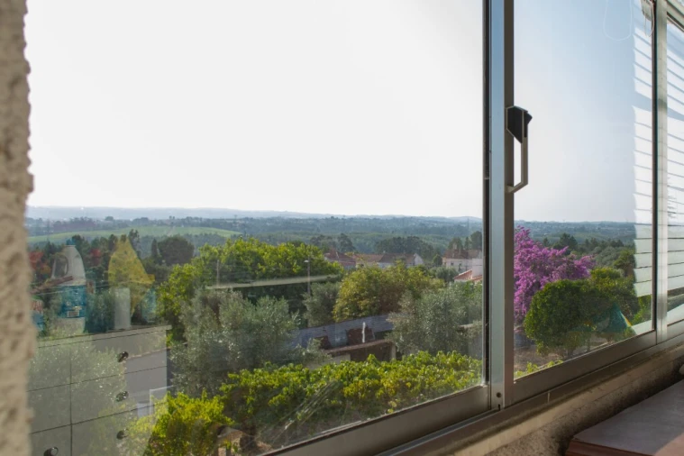 Moradia T6 para Venda em São João Baptista e Santa Maria dos Olivais Foto 18