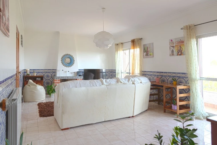 Moradia T6 para Venda em São João Baptista e Santa Maria dos Olivais Foto 13