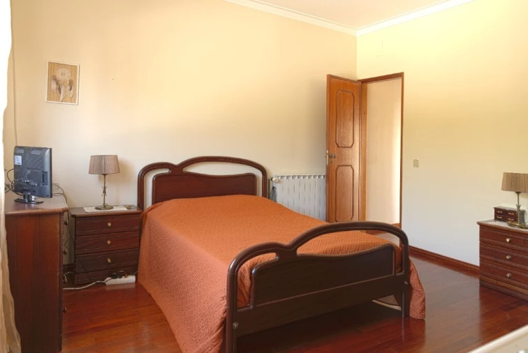 Moradia T6 para Venda em São João Baptista e Santa Maria dos Olivais Foto 25