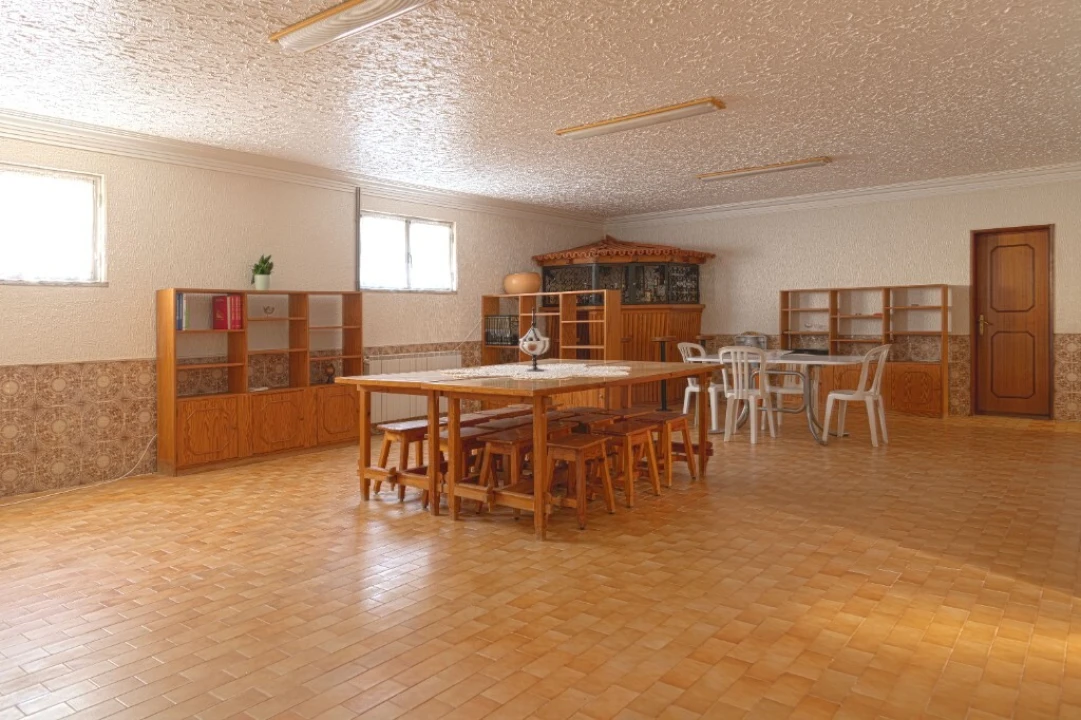 Moradia T6 para Venda em São João Baptista e Santa Maria dos Olivais Foto 35