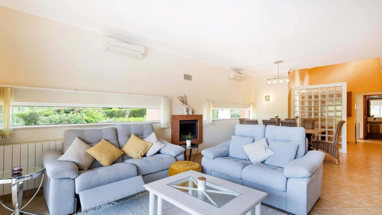 Apartamento T4 para Venda em Estômbar e Parchal Foto 3