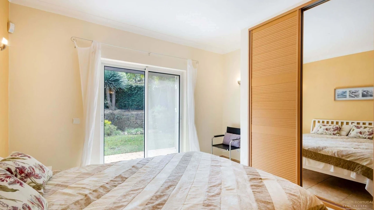 Apartamento T4 para Venda em Estômbar e Parchal Foto 14