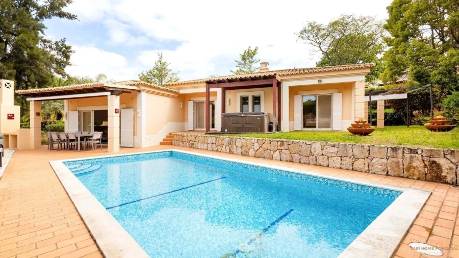 Apartamento T4 para Venda em Estômbar e Parchal Foto 1