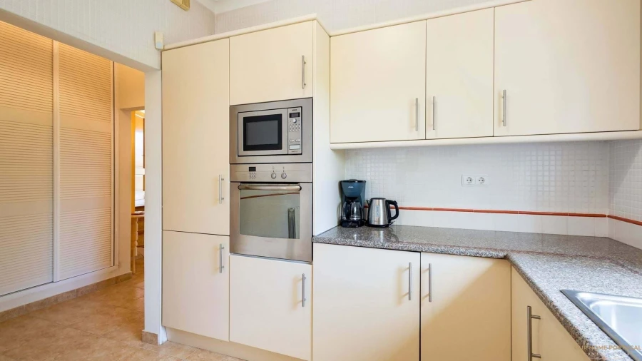 Apartamento T4 para Venda em Estômbar e Parchal Foto 5