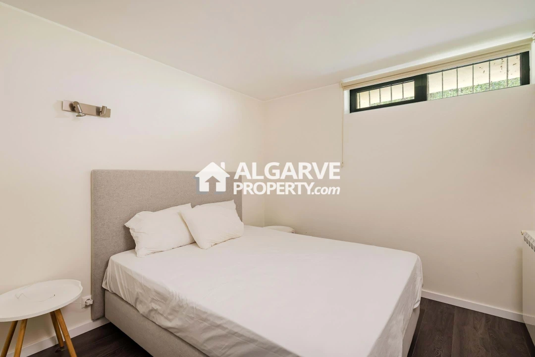 Apartamento T6 para Venda em Boliqueime Foto 23