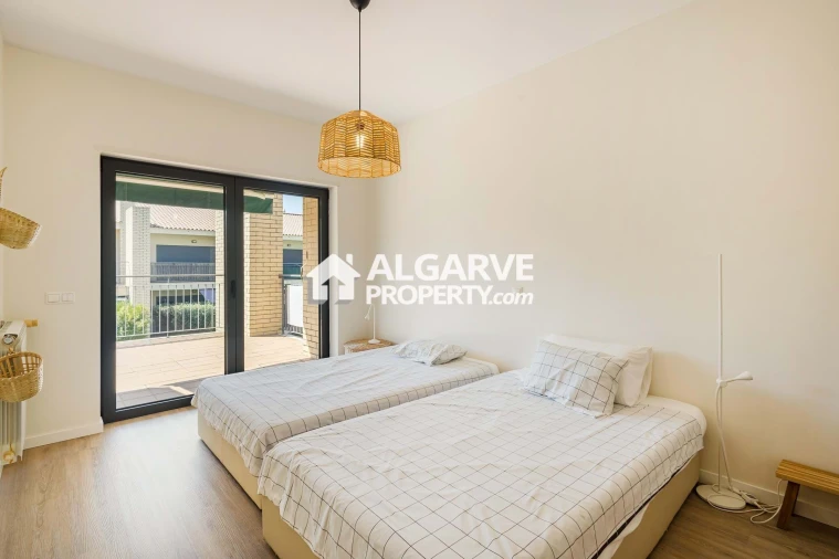 Apartamento T6 para Venda em Boliqueime Foto 18