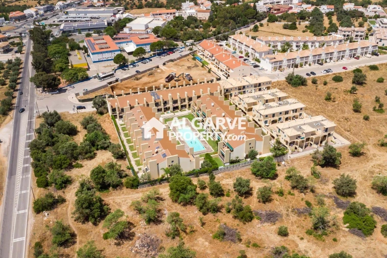 Apartamento T6 para Venda em Boliqueime Foto 7