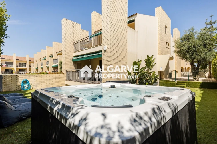 Apartamento T6 para Venda em Boliqueime