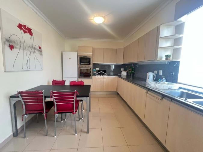 Moradia T3 para Venda em São Martinho Foto 10