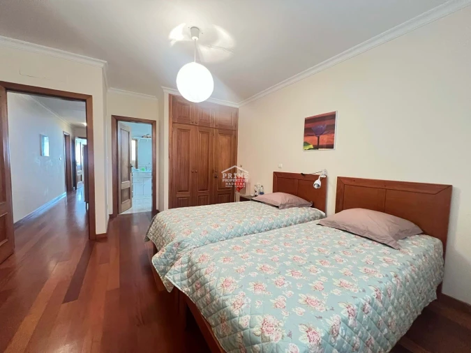 Moradia T3 para Venda em São Martinho Foto 18