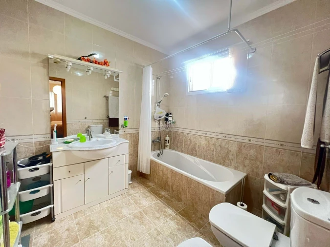 Moradia T3 para Venda em São Martinho Foto 25