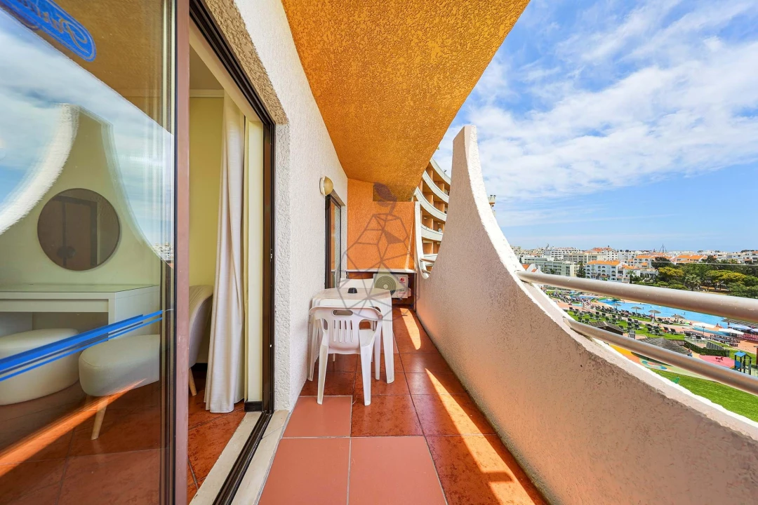 Apartamento T1 para Venda em Albufeira e Olhos de Água Foto 11
