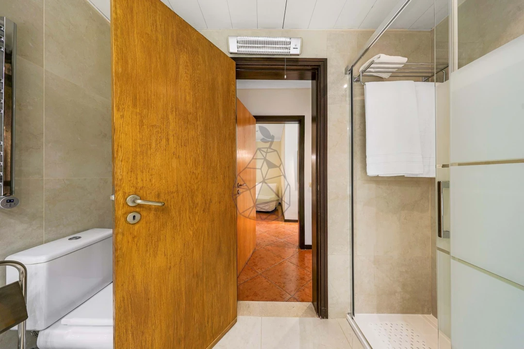 Apartamento T1 para Venda em Albufeira e Olhos de Água Foto 8