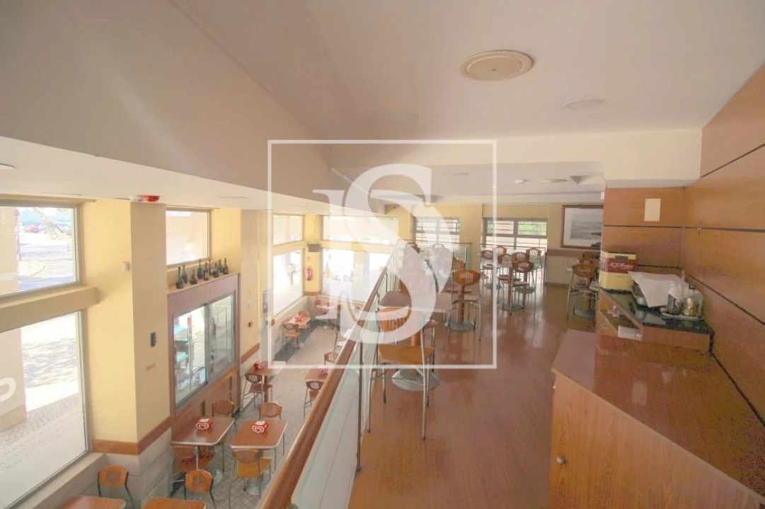 Negócio para Venda em Laranjeiro e Feijó Foto 4