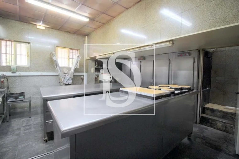 Negócio para Venda em Almada, Cova da Piedade, Pragal e Cacilhas Foto 5