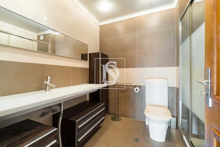 Apartamento T4 para Arrendamento em Alcabideche Foto 19