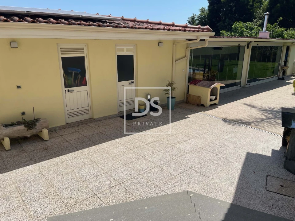 Moradia T4 para Venda em Modivas Foto 19