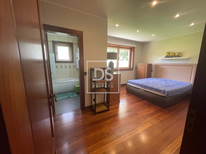 Moradia T4 para Venda em Modivas Foto 8